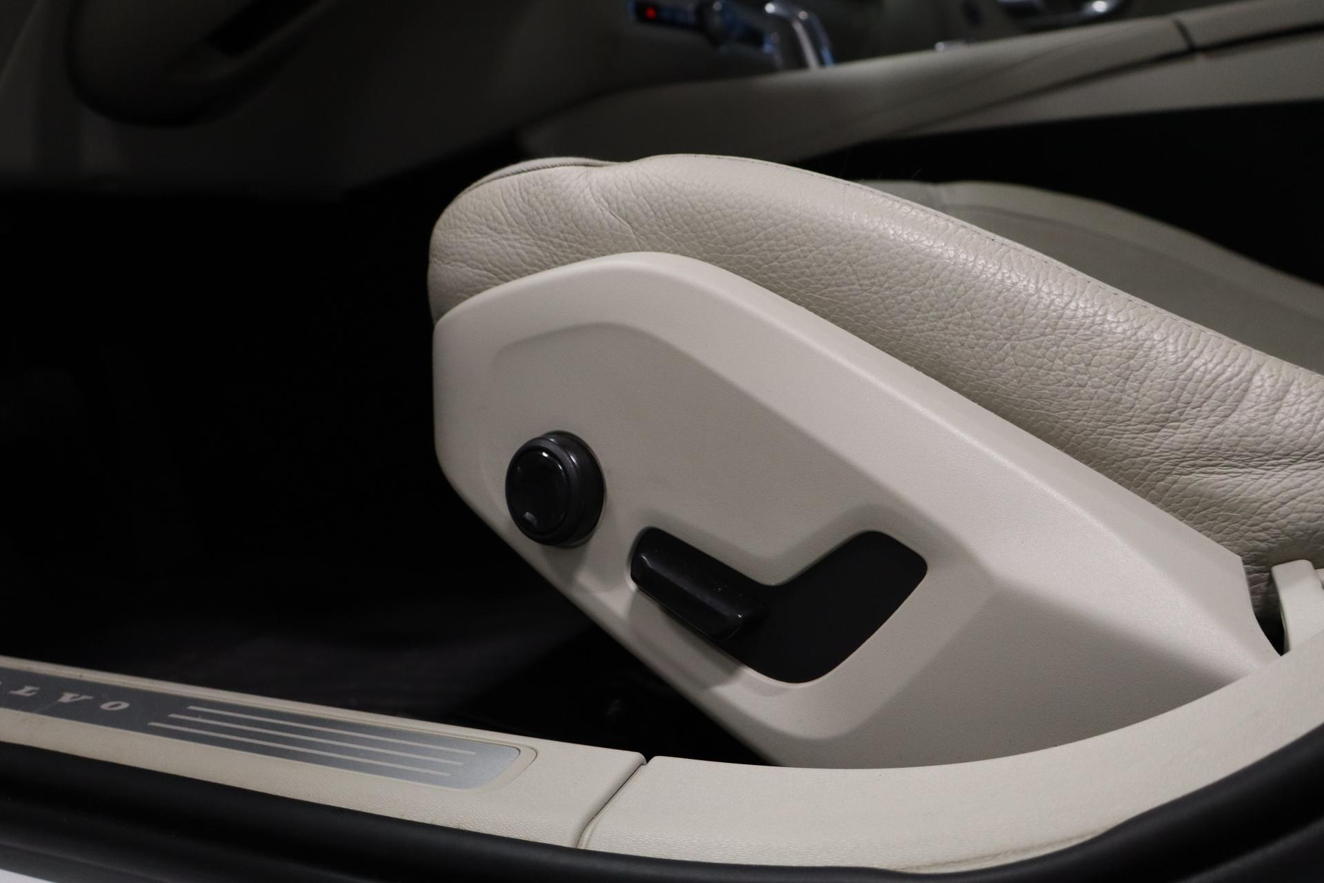 Volvo S90 T8 AWD Business Plus / Pilot Assist / Webasto / Keyless Go / Suomi-Auto - Autonova