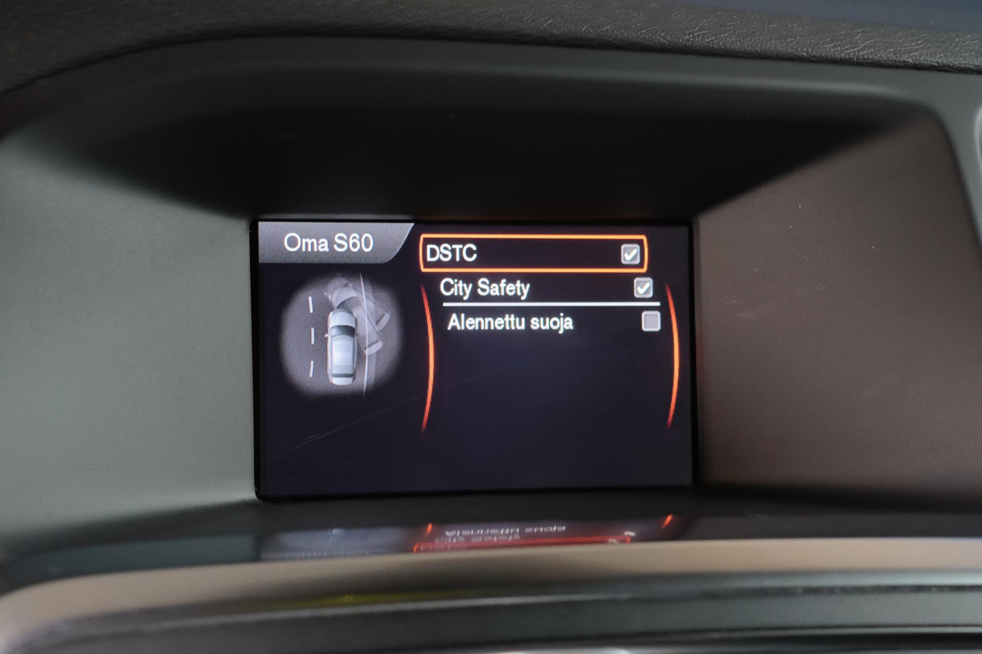 Volvo S60 T4 Kinetic Aut. / Webasto / Istuinlämmitys edessä ja takana /  Vakkari / Jakohihna vaihdettu - Autonova