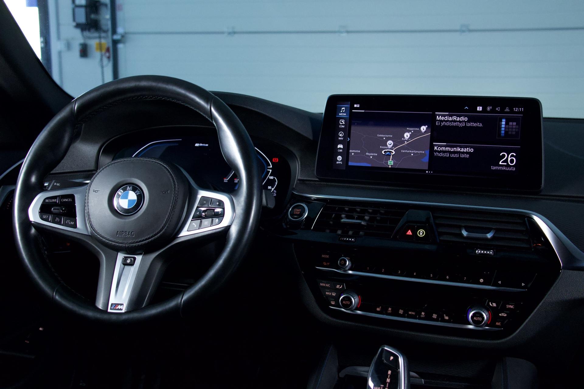 BMW 530 G30 Sedan 530e xDrive A Charged Edition M Sport / Laser / Vetokoukku / Muistipenkit / HiFi / Cold Climate - Autonova