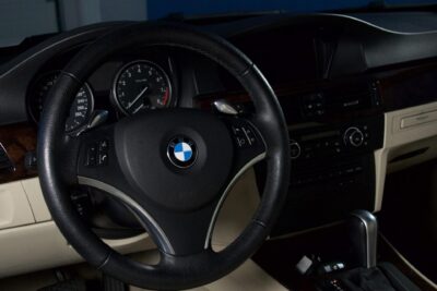 BMW 328 3,0 i E93 Cabrio / Xenon / Sportti nahat / Professional Navi - Autonova
