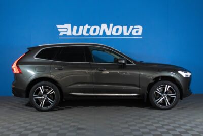 Volvo XC60 T8 AWD Inscription / ACC / HUD / Panorama / Koukku / BLIS / Muistipenkit / VOC / Orrefors Sweden - Autonova