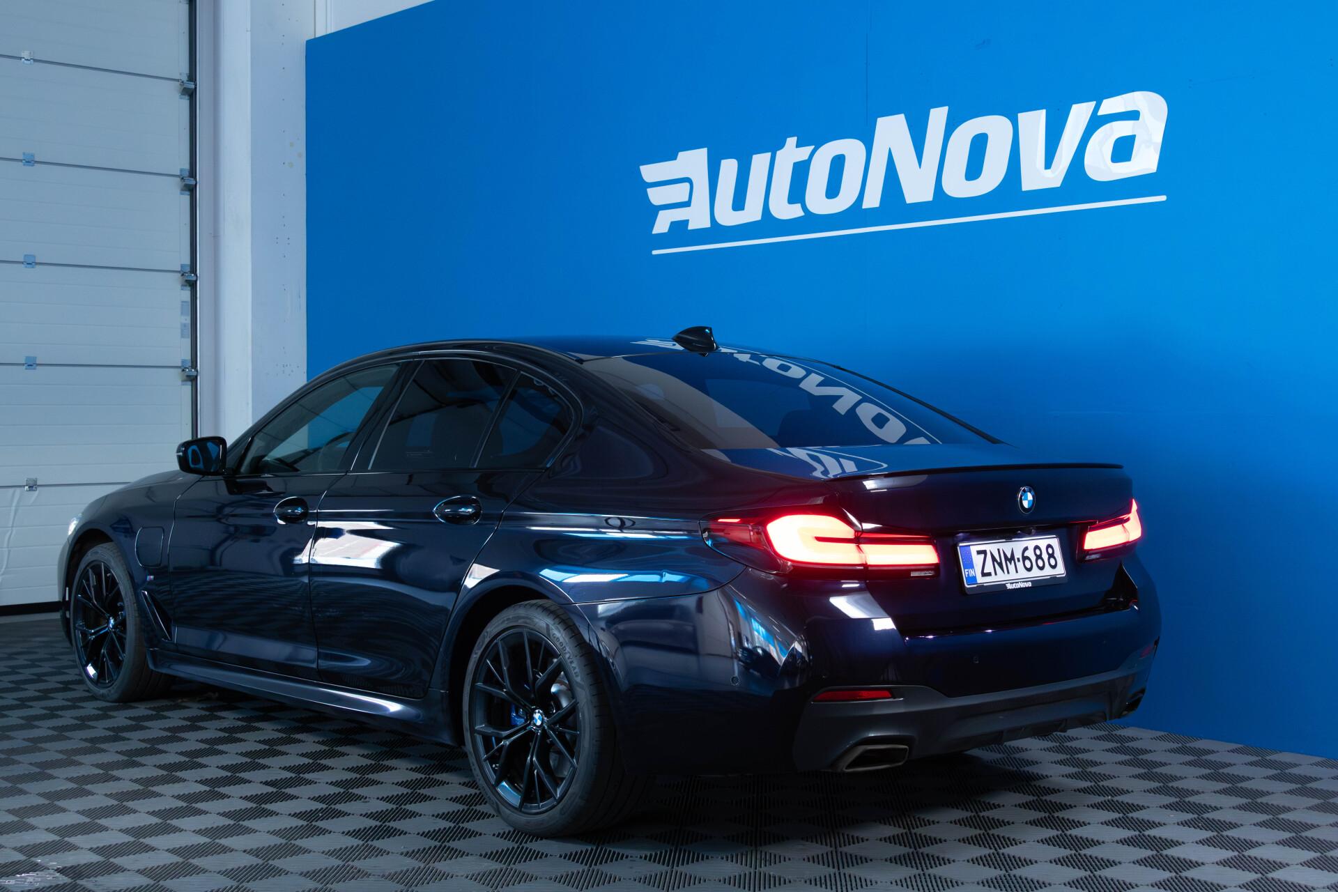 BMW 530 G30 Sedan 530e xDrive A Charged Edition M Sport / Laser / Vetokoukku / Muistipenkit / HiFi / Cold Climate - Autonova