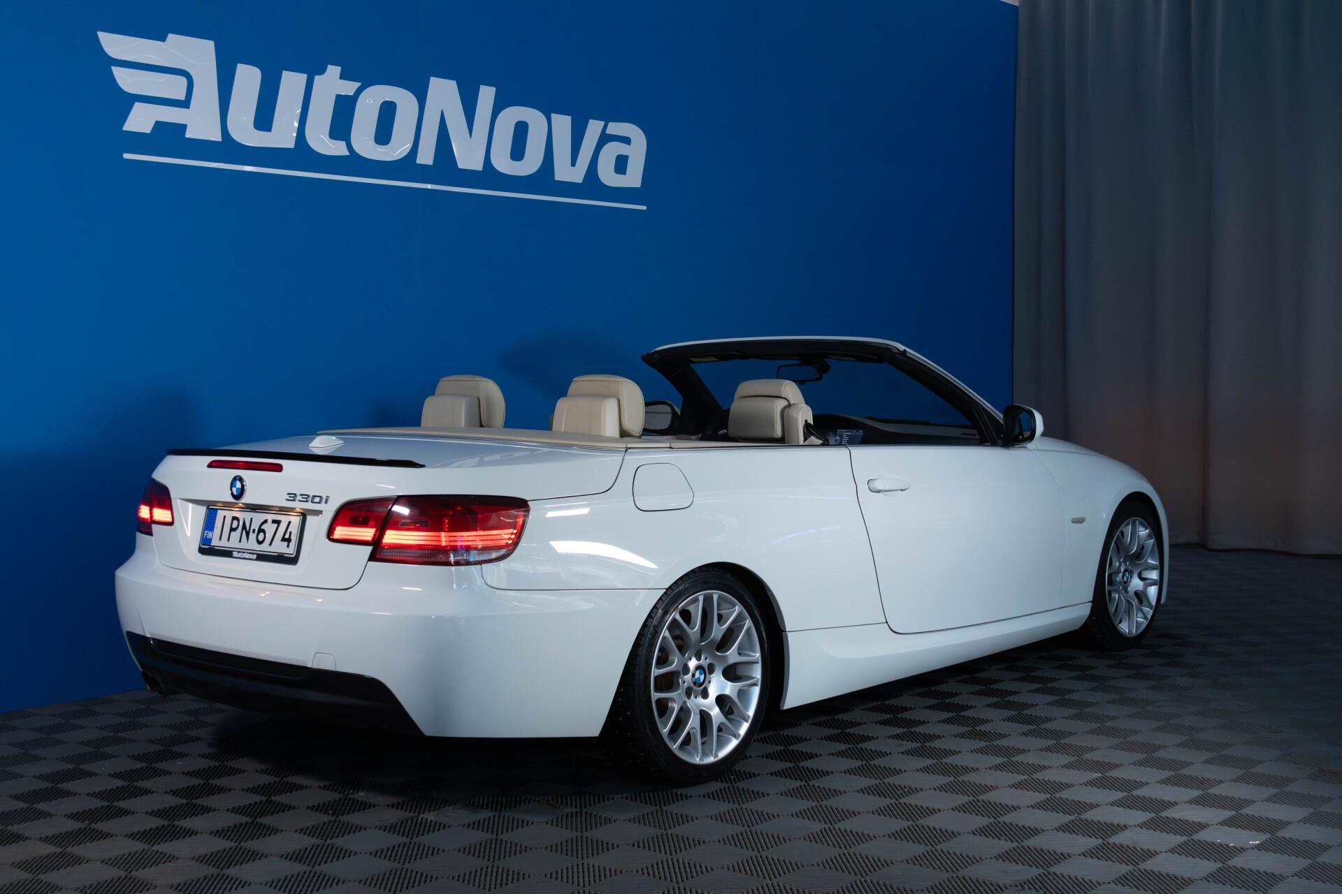 BMW 328 3,0 i E93 Cabrio / Xenon / Sportti nahat / Professional Navi - Autonova