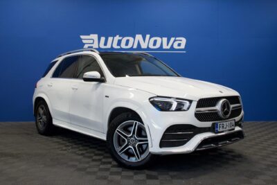 Mercedes-Benz GLE 350e AMG / Panorama / Distronic / Vetokoukku / Tutkat - Autonova