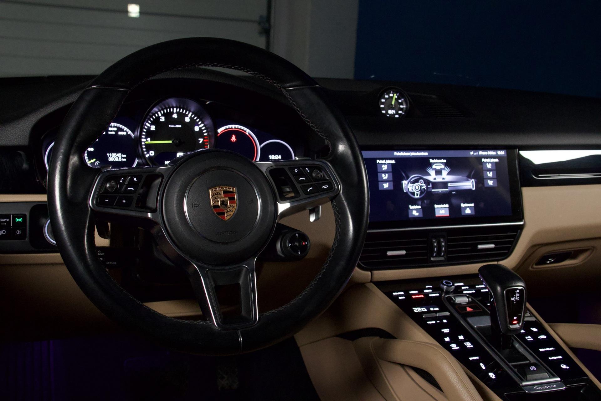 Porsche Cayenne E-Hybrid / PDLS / Bose / 360-Kamera / Vetokoukku / Lasikatto / VOSSEN / Soft close / Sport Chrono Plus - Autonova