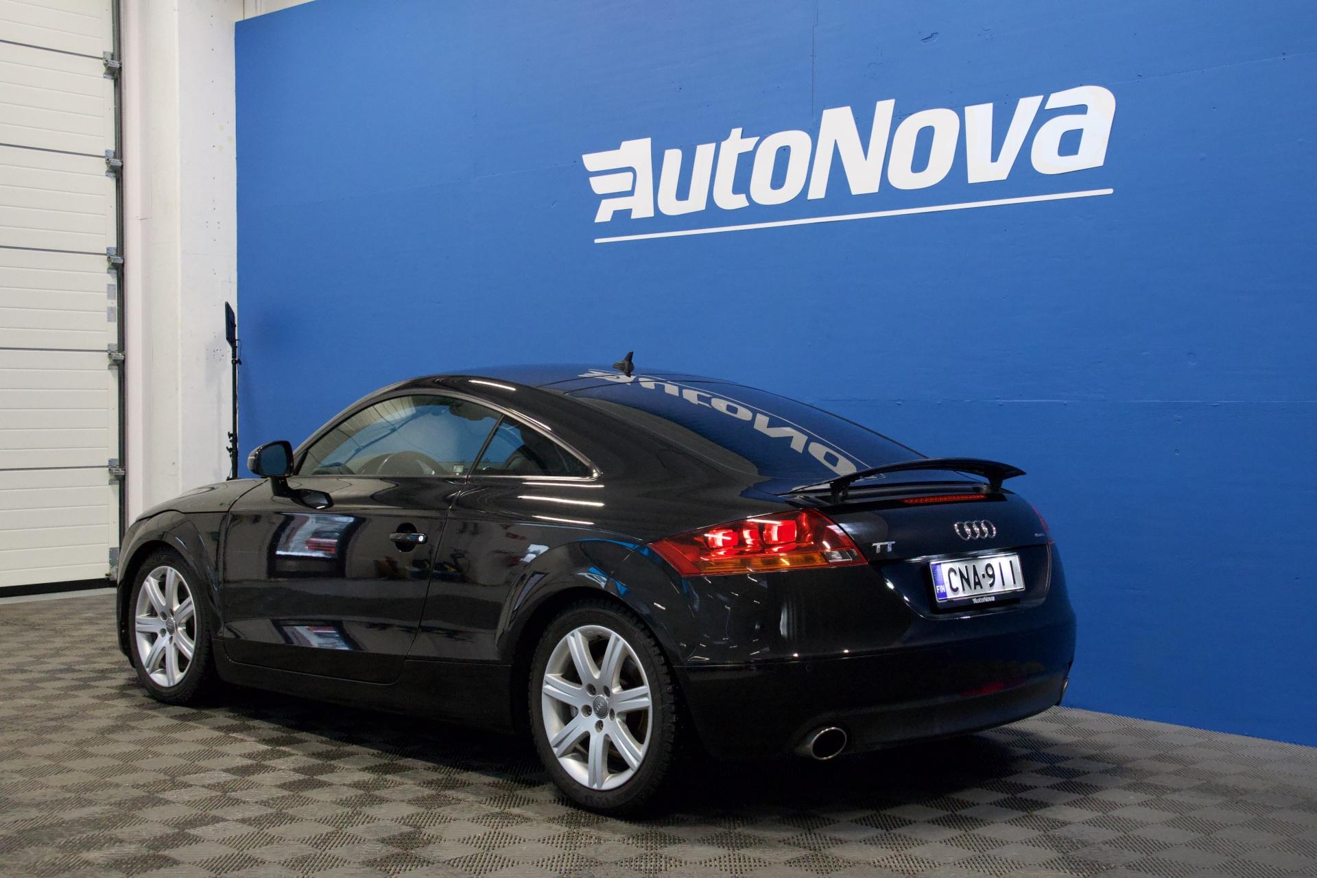 Audi TT VR6 Coupe / Xenon / Bose / Sportpenkit sähkösäädöllä / Nahka-Alcantaraverhoilu / Lohkolämmitin + sisäpistoke - Autonova