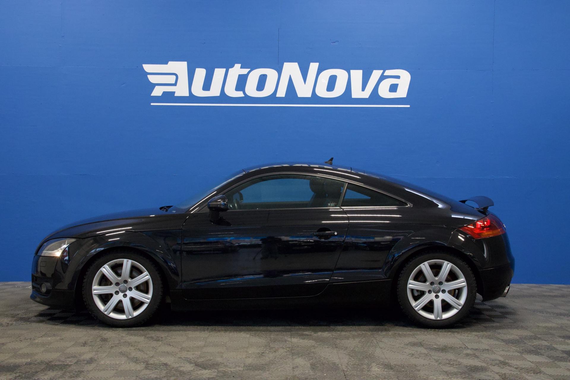 Audi TT VR6 Coupe / Xenon / Bose / Sportpenkit sähkösäädöllä / Nahka-Alcantaraverhoilu / Lohkolämmitin + sisäpistoke - Autonova