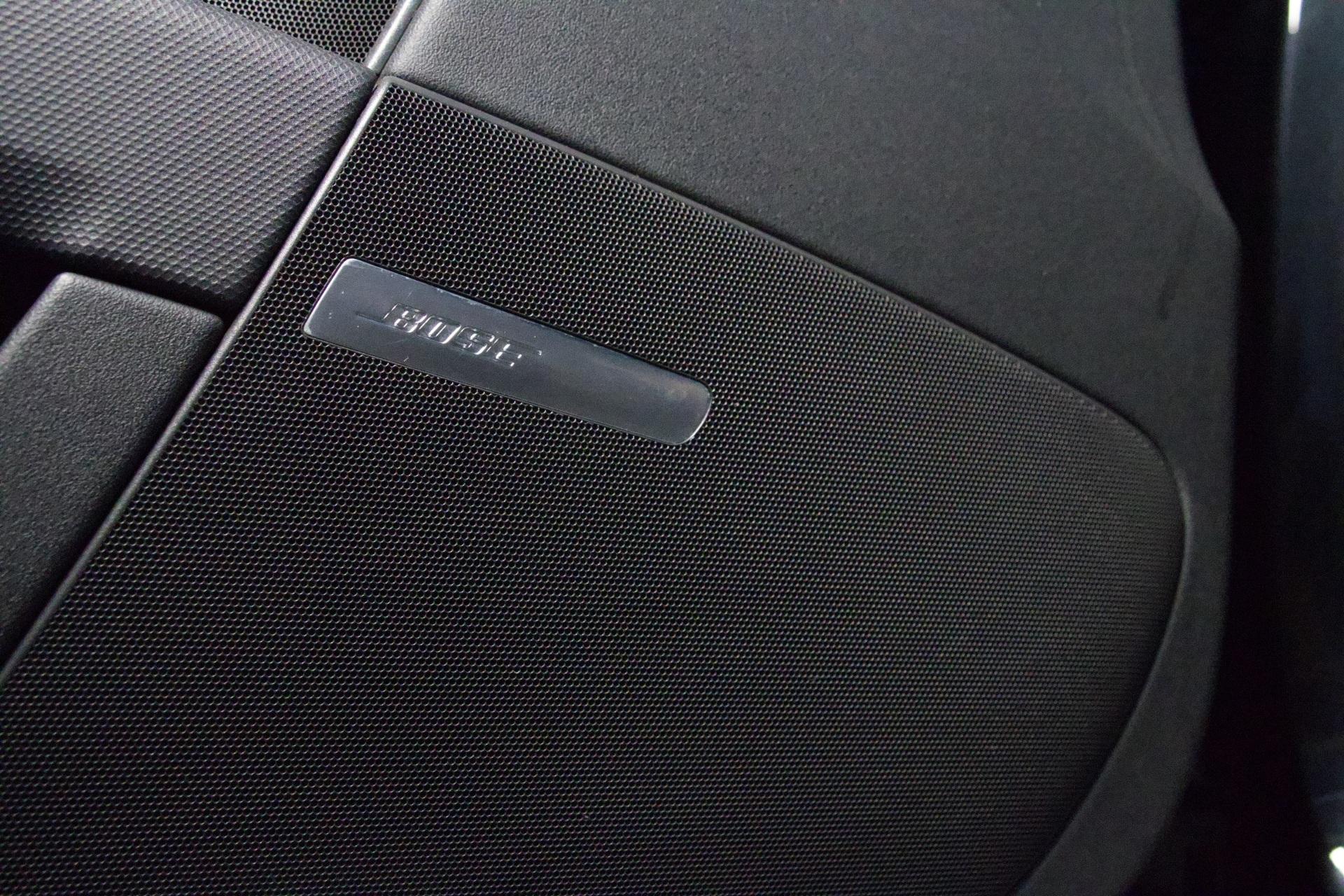 Audi TT VR6 Coupe / Xenon / Bose / Sportpenkit sähkösäädöllä / Nahka-Alcantaraverhoilu / Lohkolämmitin + sisäpistoke - Autonova