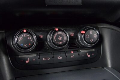 Audi TT VR6 Coupe / Xenon / Bose / Sportpenkit sähkösäädöllä / Nahka-Alcantaraverhoilu / Lohkolämmitin + sisäpistoke - Autonova