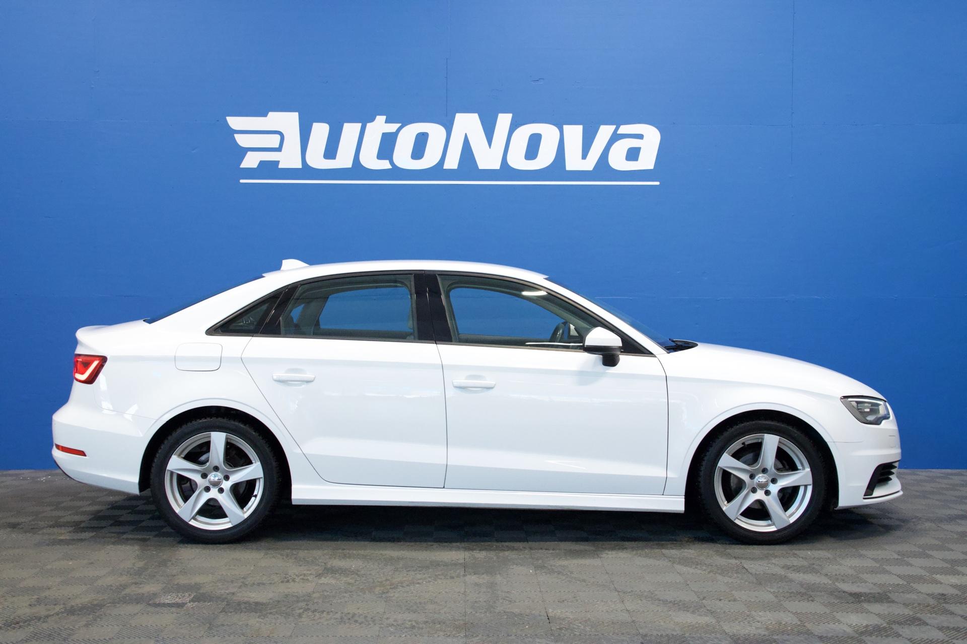 Audi A3 Sedan Business 1,6 TDI 81 kW Ultra / Vakkari / Tutka / Bluetooth / Vaalea sisusta - Autonova