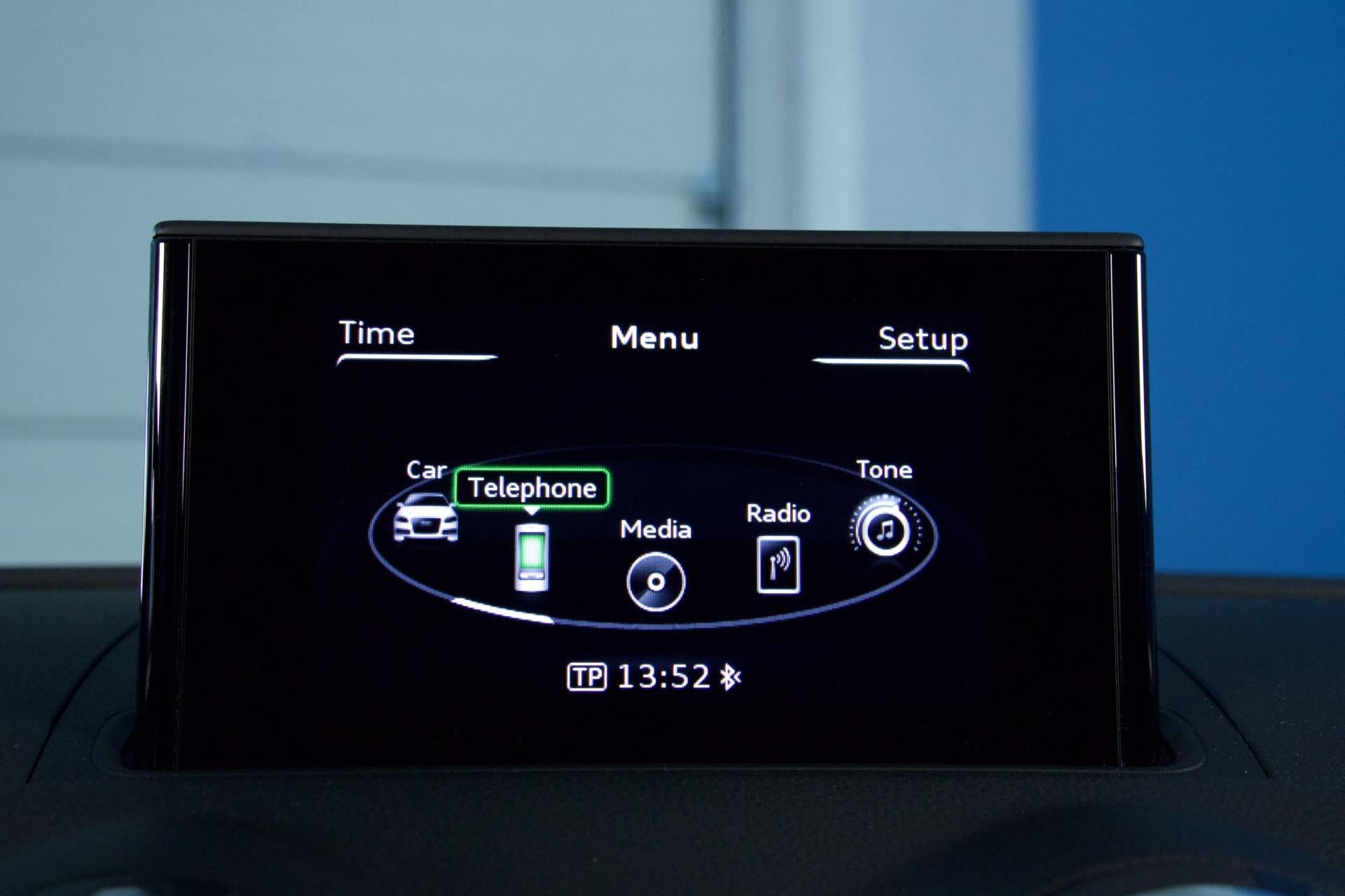 Audi A3 Sedan Business 1,6 TDI 81 kW Ultra / Vakkari / Tutka / Bluetooth / Vaalea sisusta - Autonova