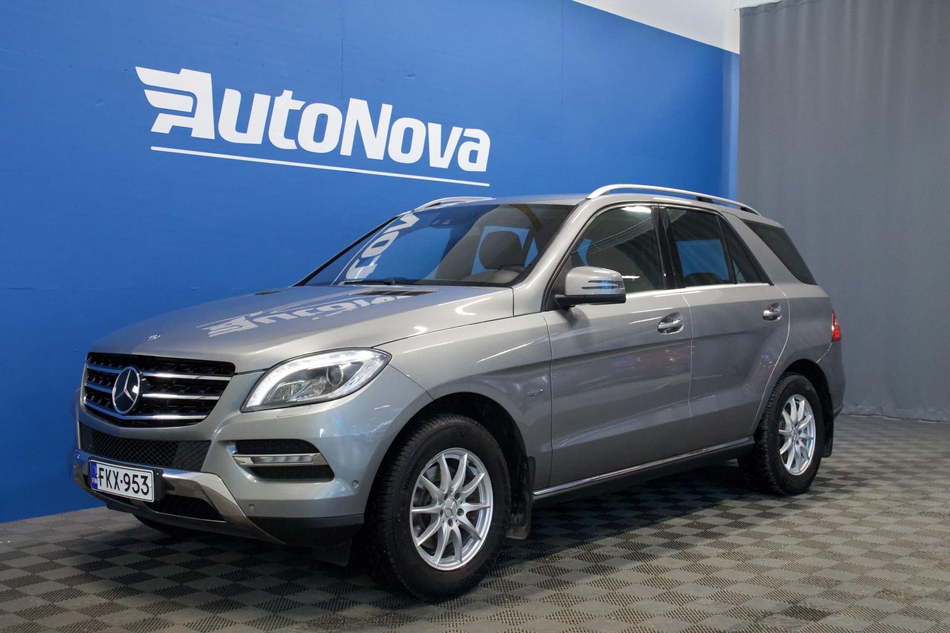 Mercedes-Benz ML 350 Bluetec 4MATIC / Distronic / Webasto / Koukku / Keyless Go / Night Vision / ILS / BLIS / Juuri katsastettu! - Autonova
