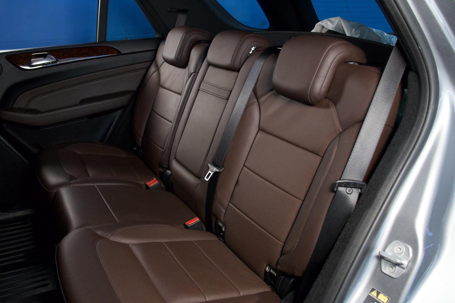 Mercedes-Benz ML 350 Bluetec 4MATIC / Distronic / Webasto / Koukku / Keyless Go / Night Vision / ILS / BLIS / Juuri katsastettu! - Autonova