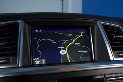 Mercedes-Benz ML 350 Bluetec 4MATIC / Distronic / Webasto / Koukku / Keyless Go / Night Vision / ILS / BLIS / Juuri katsastettu! - Autonova