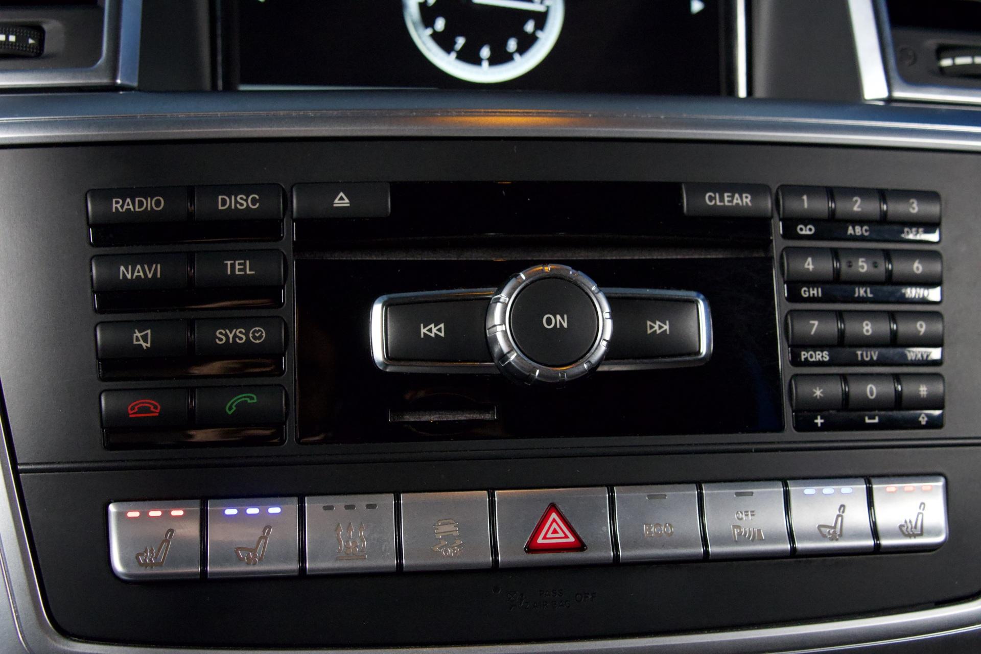 Mercedes-Benz ML 350 Bluetec 4MATIC / Distronic / Webasto / Koukku / Keyless Go / Night Vision / ILS / BLIS / Juuri katsastettu! - Autonova