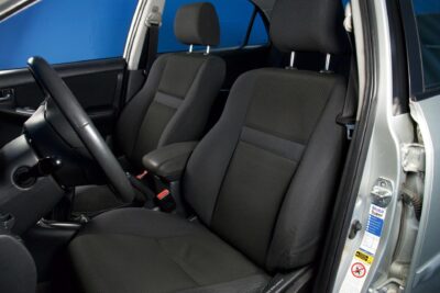 Toyota Corolla 1.6 VVT-i Sol 4ov / Juuri huollettu ja katsastettu! / 2x renkaat / Vähän ajettu! - Autonova