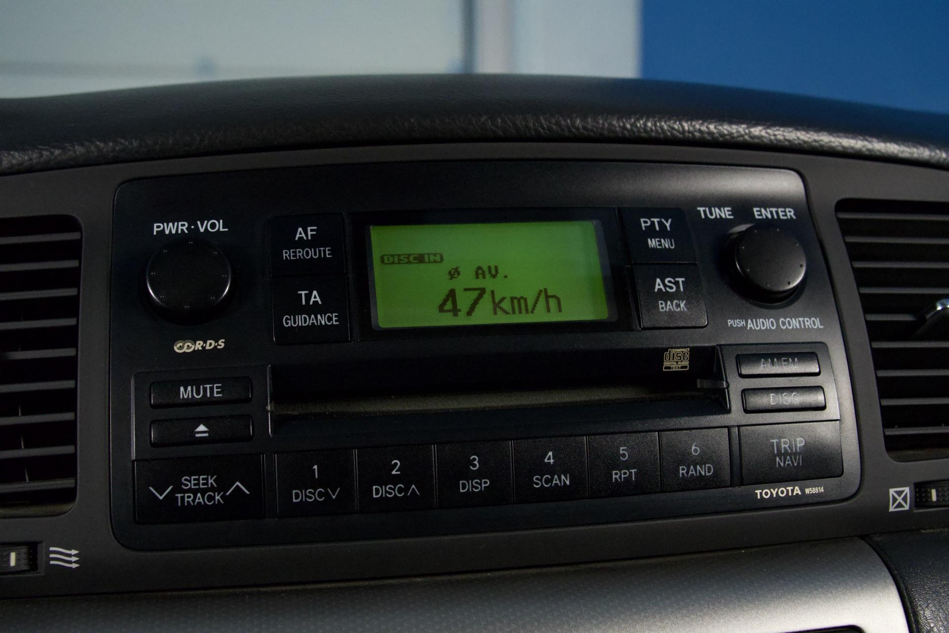 Toyota Corolla 1.6 VVT-i Sol 4ov / Juuri huollettu ja katsastettu! / 2x renkaat / Vähän ajettu! - Autonova