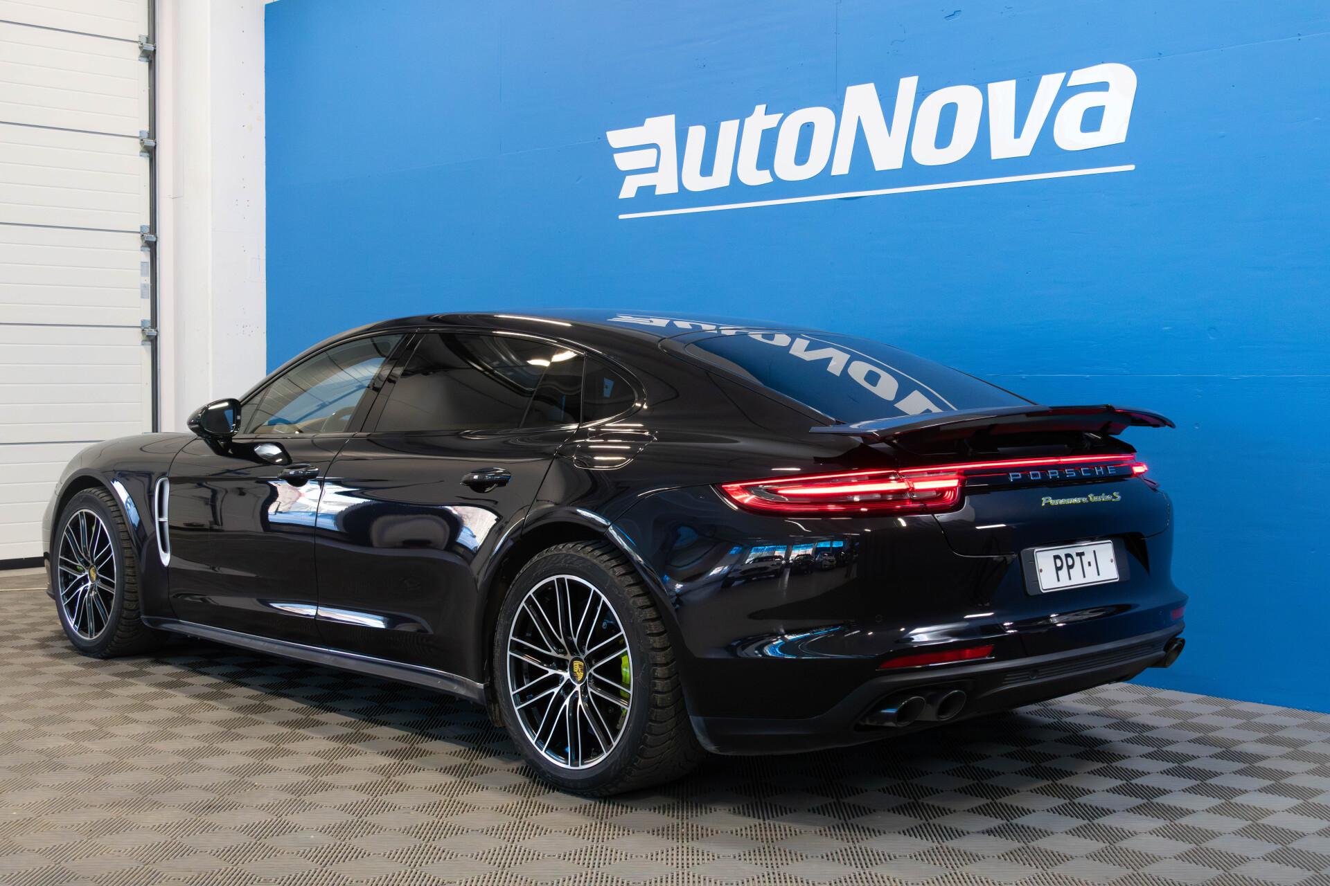 Porsche Panamera Turbo S E-Hybrid Executive / Burmester / Nelipyöräohjaus / Takanäytöt / Hieronta / PDLS+ - Autonova