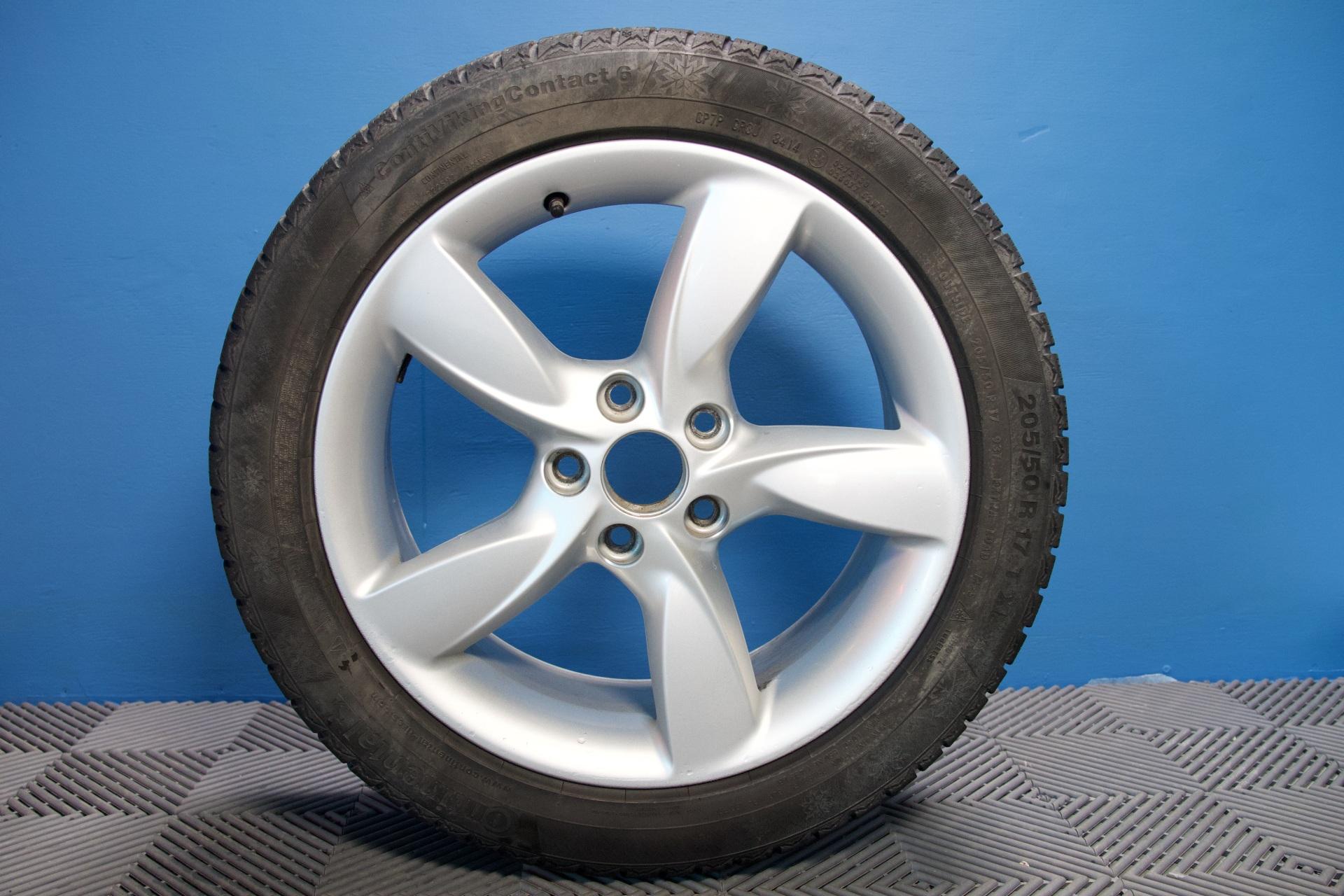 Audi A3 Sedan Business Sport 1,8 TFSI 132 kW quattro S tronic / S-Line / S3-look  / Flat Bottom ratti / Xenon - Autonova