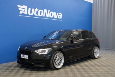 BMW M135i F20 Hatchback M135i A xDrive / Kattoluukku / HiFi / Prof. Navi / Xenon / Super näyttävä! - Autonova