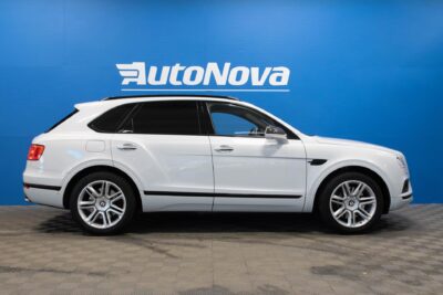 Bentley Bentayga Bentayga Hybrid / Signature Audio / ACC / HUD / Carbon Fibre / Night Vision - Autonova