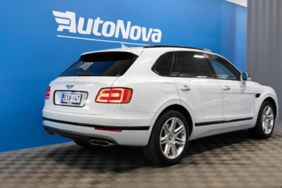 Bentley Bentayga Bentayga Hybrid / Signature Audio / ACC / HUD / Carbon Fibre / Night Vision - Autonova