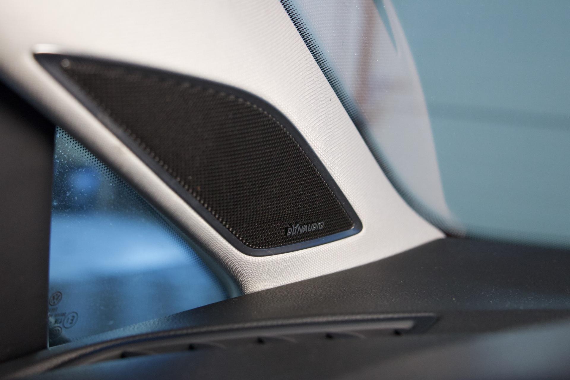 Volkswagen Golf Variant Highline 1,6 TDI 77 kW / Huippuvarusteet! / Hieronta / Webasto / ACC / DynAudio / Sportpenkit / Kamera - Autonova