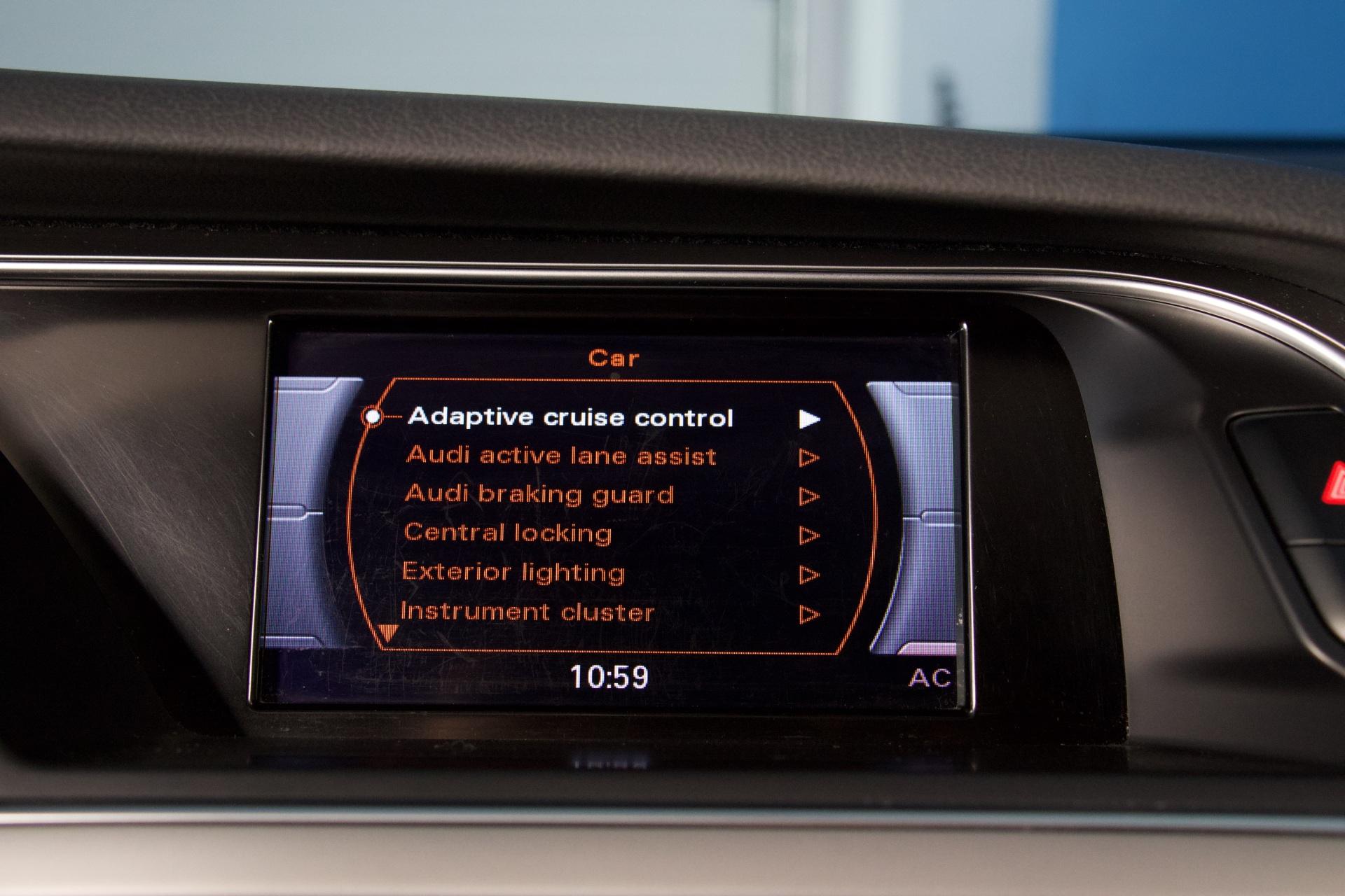 Audi A4 allroad quattro Land of quattro Edition 2,0 TFSI 165 kW quattro S tronic / Webasto / ACC / Koukku / Sportpenkit - Autonova