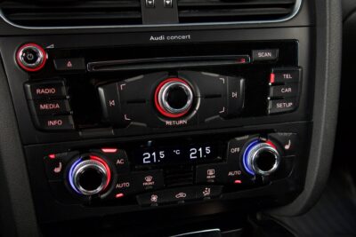 Audi A4 allroad quattro Land of quattro Edition 2,0 TFSI 165 kW quattro S tronic / Webasto / ACC / Koukku / Sportpenkit - Autonova