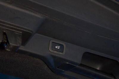 Land Rover Range Rover Sport 3,0 SDV6 HSE Dynamic Suomiauto / Meridian / Muistipenkit / Koukku / Cold Climate / Ratinlämmitin / Keyless Go / BLISS - Autonova