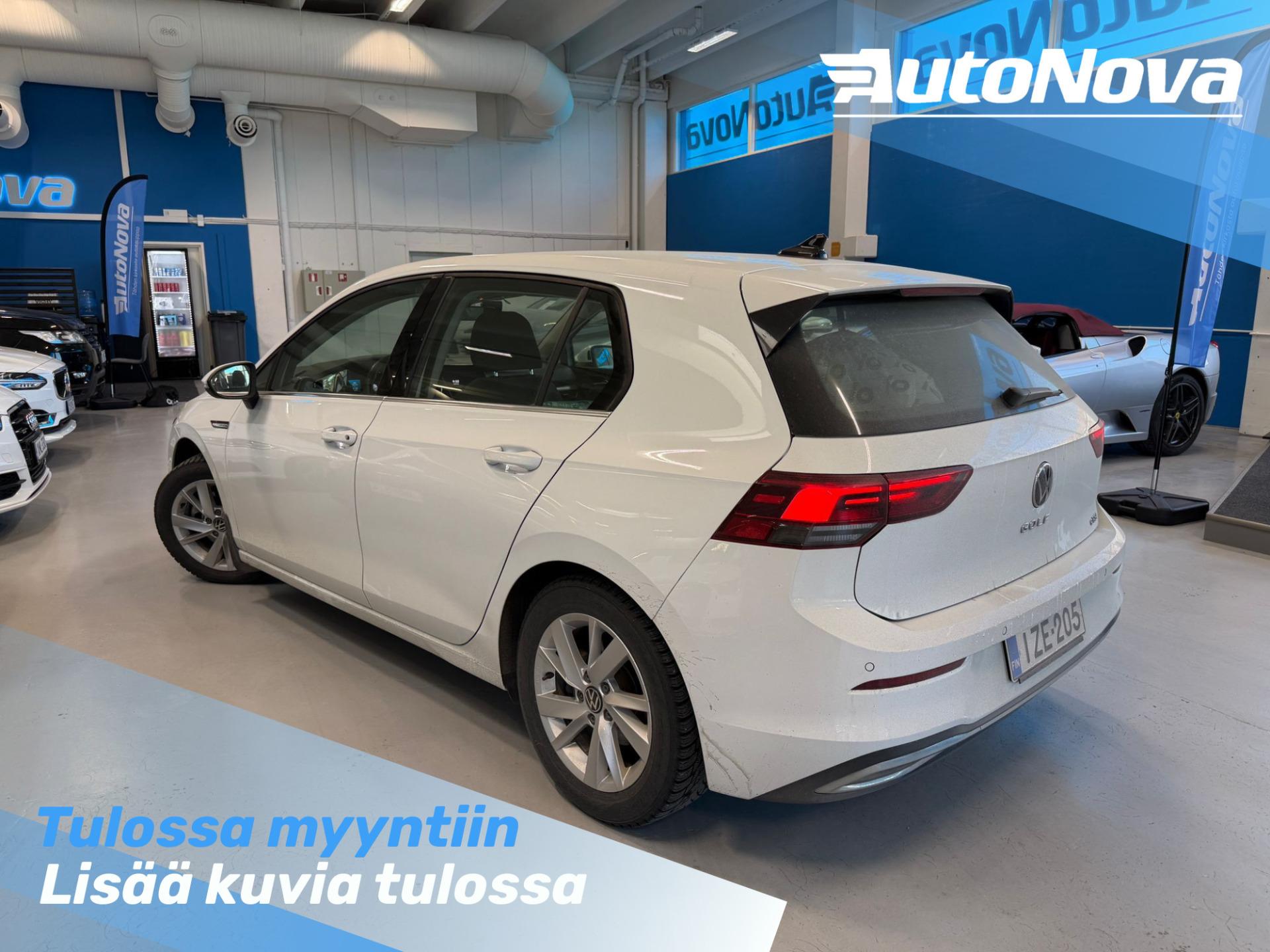 Volkswagen Golf First Edition Style 1,5 eTSI 110 kW / ACC / Hieronta / Webasto / Muistipenkit / Keyless Go / Comfort-istuimet / LED - Autonova
