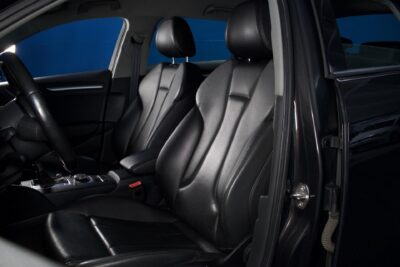 Audi A3 Sportback Business Sport 1,8 TFSI 132 kW quattro / RS3-Look! / Koukku / Nahat / Urheiluistuimet / Vakkari / BT / Lohko - Autonova