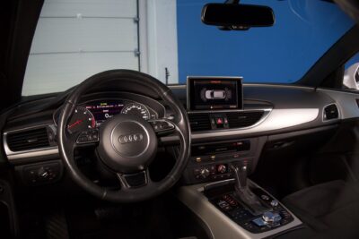 Audi A6 Avant Business 2,0 TDI 140 kW / S-Line / Koukku / LED / Urheiluistuimet / Ratinlämmitys / Tutkat - Autonova