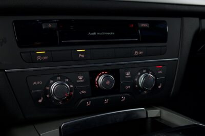 Audi A6 Avant Business 2,0 TDI 140 kW / S-Line / Koukku / LED / Urheiluistuimet / Ratinlämmitys / Tutkat - Autonova
