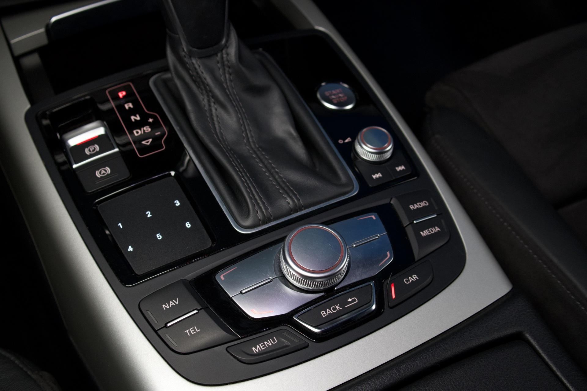 Audi A6 Avant Business 2,0 TDI 140 kW / S-Line / Koukku / LED / Urheiluistuimet / Ratinlämmitys / Tutkat - Autonova