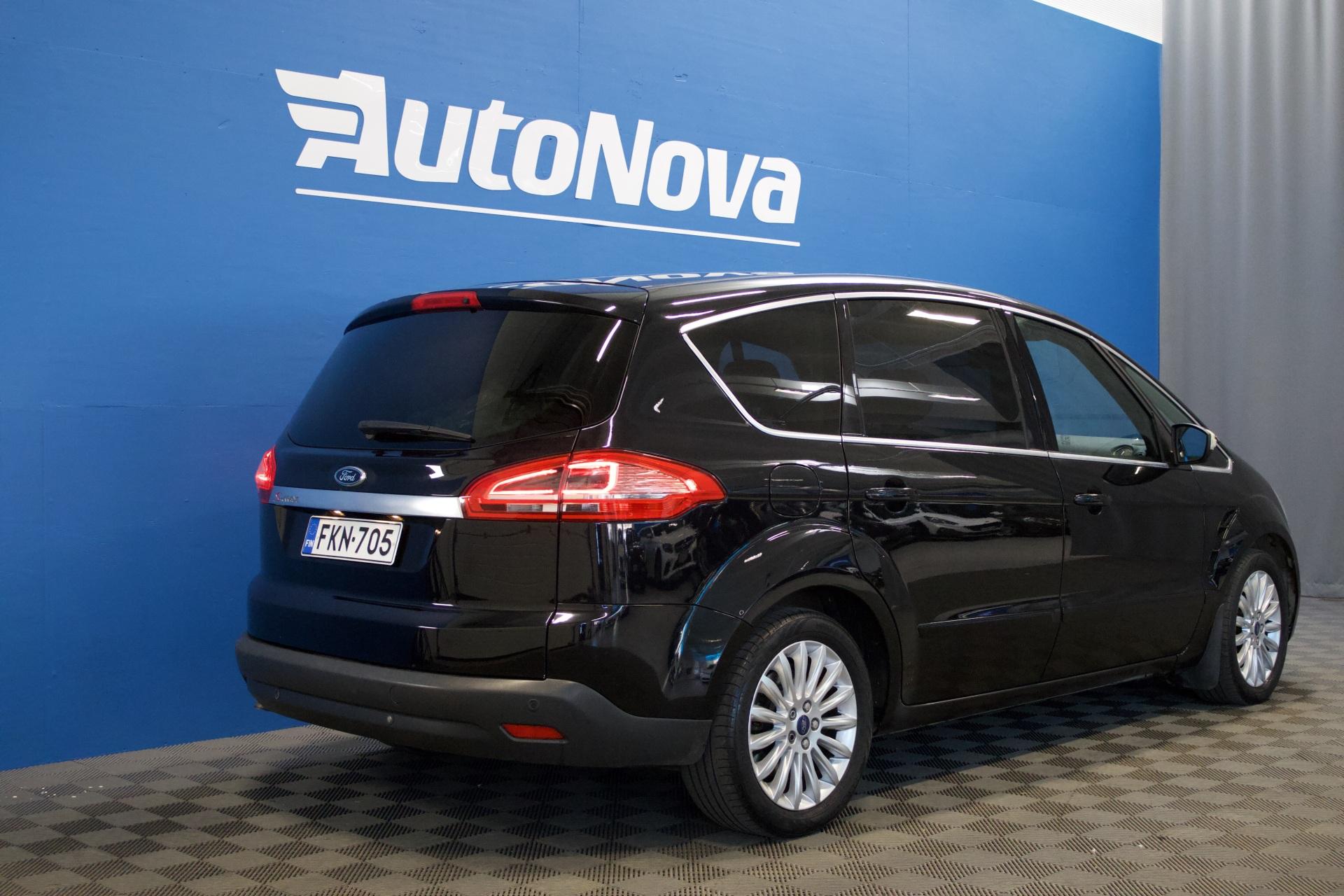 Ford S-MAX 2,0 TDCi 140 hv PowerShift Titanium Business / 7-paikkainen / Webasto / Muistipenkit / Vakkari / Nahat - Autonova