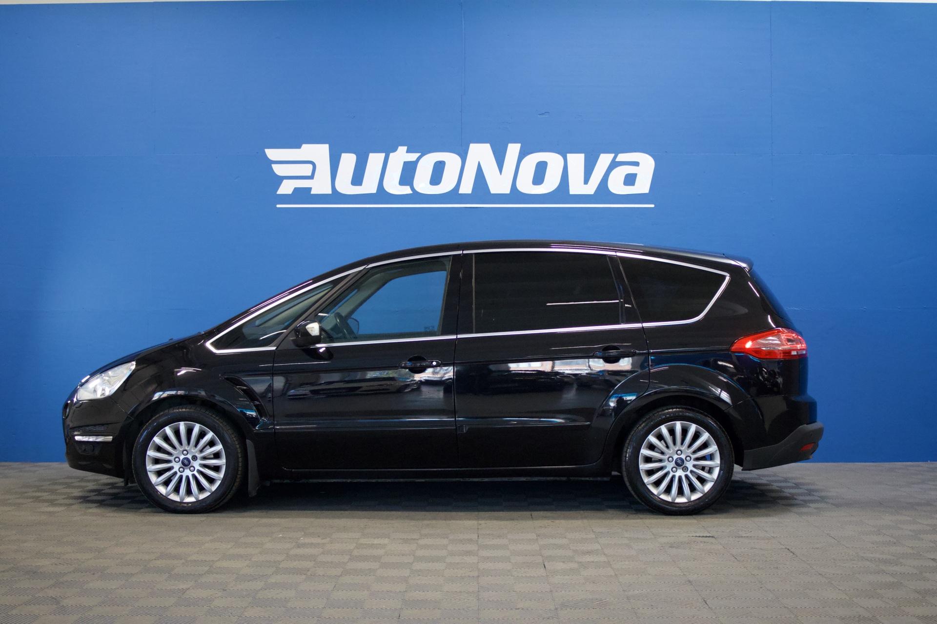 Ford S-MAX 2,0 TDCi 140 hv PowerShift Titanium Business / 7-paikkainen / Webasto / Muistipenkit / Vakkari / Nahat - Autonova