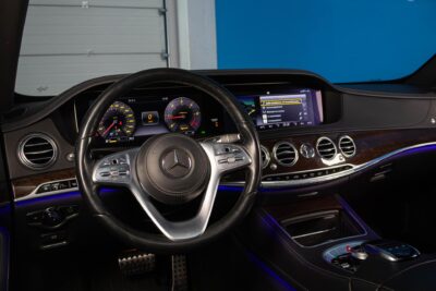 Mercedes-Benz S 400 d 4Matic AMG / HUD / Distronic / Hieronta / Webasto / Nappanahka / Burmester / 360-Kamera / Panorama - Autonova