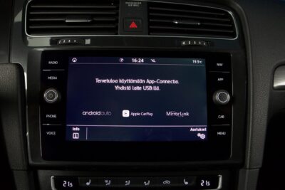 Volkswagen Golf Variant Comfortline 2,0 TDI 110 kW (150 hv) 4MOTION / R-Line / ACC / Webasto / Kamera / Keyless Entry / Adapt. LED - Autonova