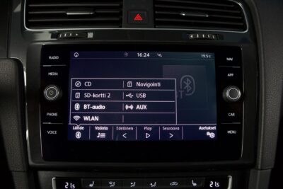 Volkswagen Golf Variant Comfortline 2,0 TDI 110 kW (150 hv) 4MOTION / R-Line / ACC / Webasto / Kamera / Keyless Entry / Adapt. LED - Autonova
