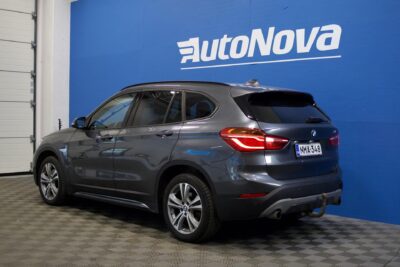 BMW X1 F48 xDrive20i A Business Sport / Koukku / M-Sport ratti / Urheiluistuimet / LED / Tutkat - Autonova