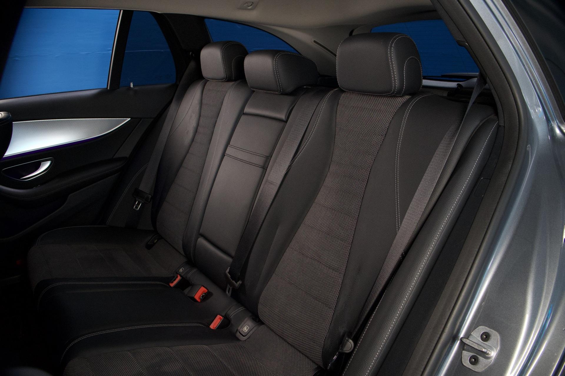 Mercedes-Benz E 300 de T A Business EQ Power / Distronic / Digimittaristo / DTR+Q / Widescreen / 360-kamera / Night-paketti / LED - Autonova