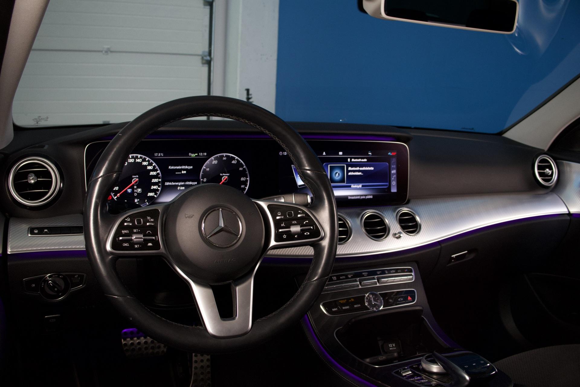 Mercedes-Benz E 300 de T A Business EQ Power / Distronic / Digimittaristo / DTR+Q / Widescreen / 360-kamera / Night-paketti / LED - Autonova