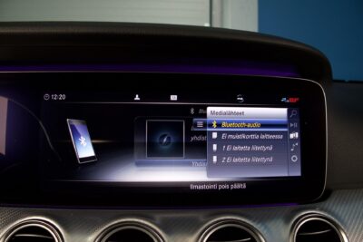 Mercedes-Benz E 300 de T A Business EQ Power / Distronic / Digimittaristo / DTR+Q / Widescreen / 360-kamera / Night-paketti / LED - Autonova