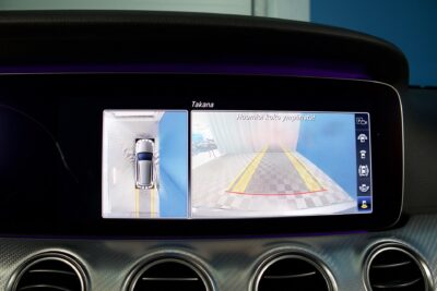 Mercedes-Benz E 300 de T A Business EQ Power / Distronic / Digimittaristo / DTR+Q / Widescreen / 360-kamera / Night-paketti / LED - Autonova