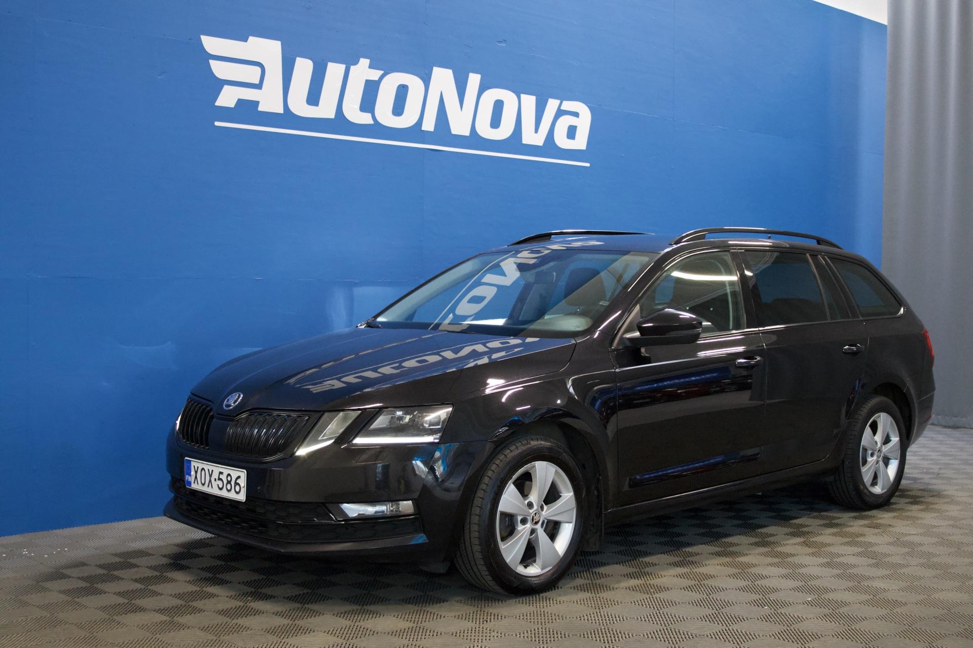 Skoda Octavia Combi 1,6 TDI Style DSG Autom. / ACC / Webasto / Canton / Kamera / Keyless Go / BLIS / Adapt. LED - Autonova