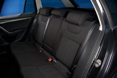 Skoda Octavia Combi 1,6 TDI Style DSG Autom. / ACC / Webasto / Canton / Kamera / Keyless Go / BLIS / Adapt. LED - Autonova