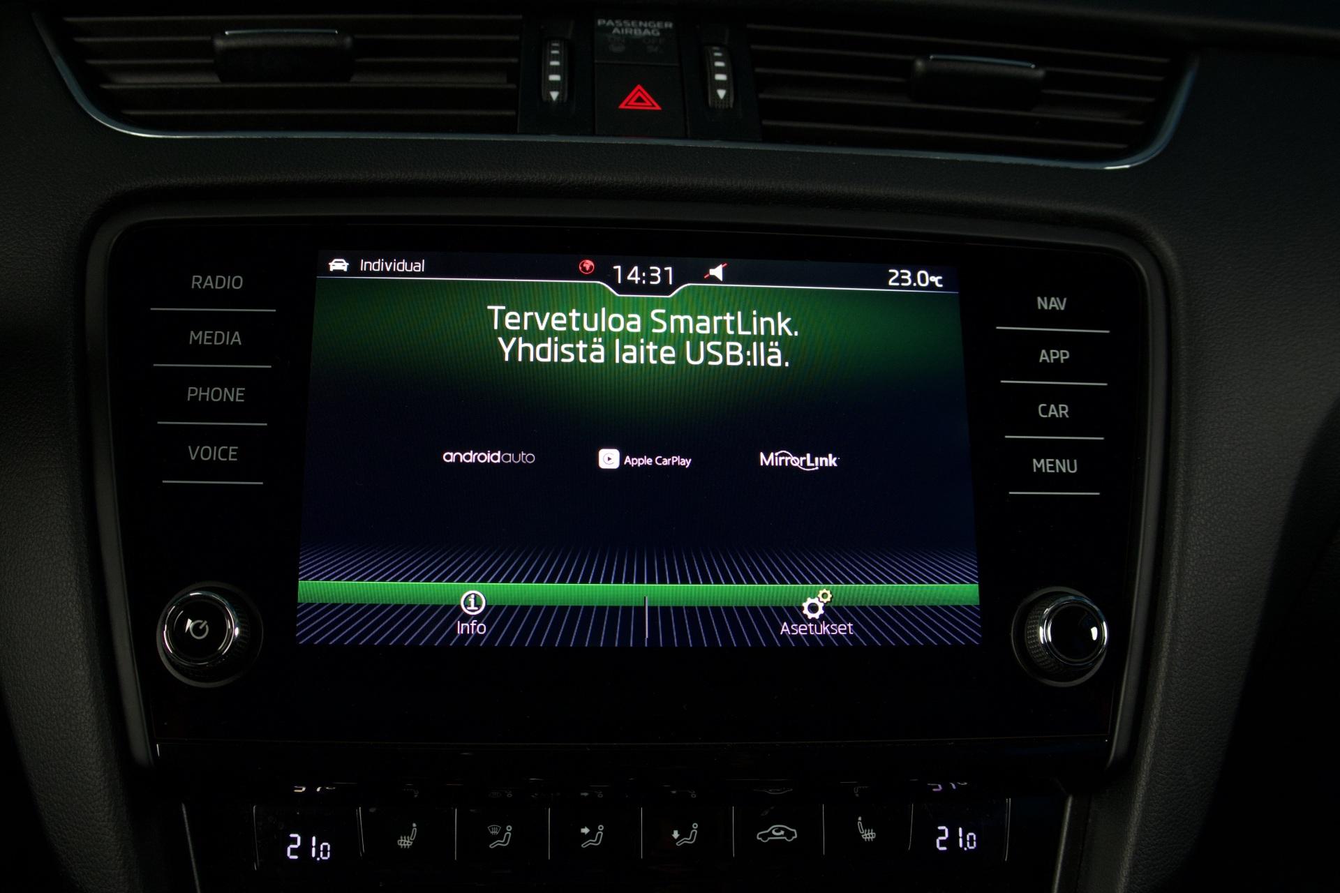 Skoda Octavia Combi 1,6 TDI Style DSG Autom. / ACC / Webasto / Canton / Kamera / Keyless Go / BLIS / Adapt. LED - Autonova