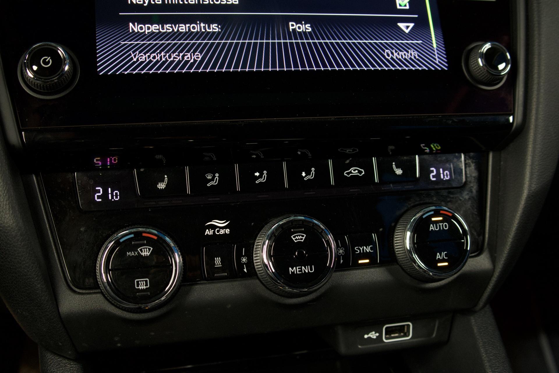 Skoda Octavia Combi 1,6 TDI Style DSG Autom. / ACC / Webasto / Canton / Kamera / Keyless Go / BLIS / Adapt. LED - Autonova