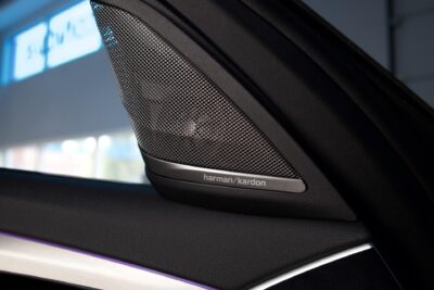 BMW 530 G30 Sedan 530e xDrive A Charged Edition Sport / HUD / H&K / ACC / Comfort-istuimet / Nappanahka / 360-Kamera / LED - Autonova